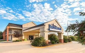 Baymont Inn & Suites Topeka